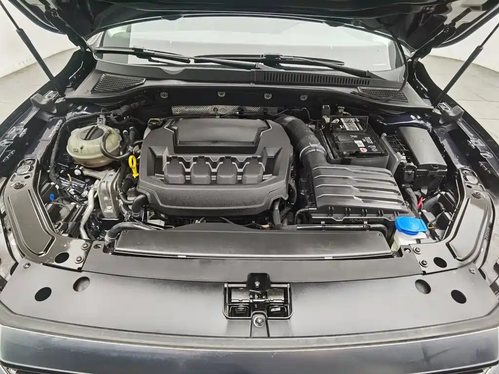 Volkswagen Passat 2023