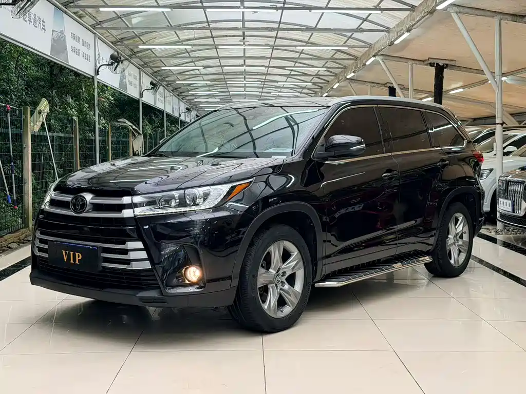 Toyota Highlander 2018 — фото 10