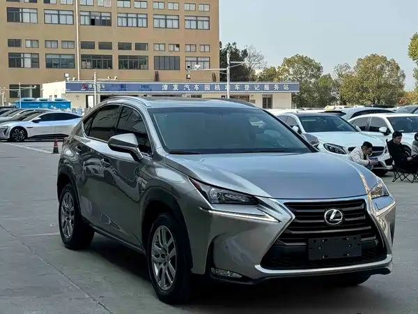 Lexus NX 2015