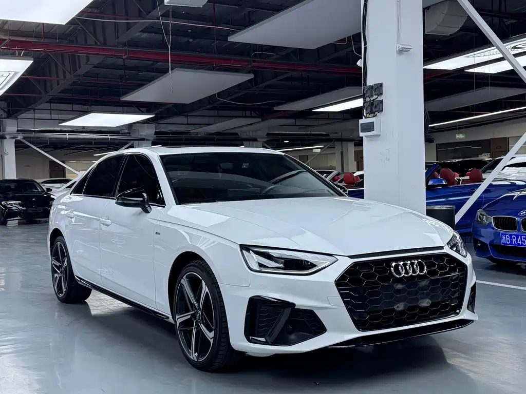 Audi A4L 2025
