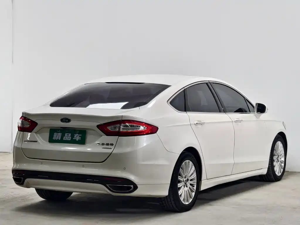 Ford Mondeo 2015 — фото 4