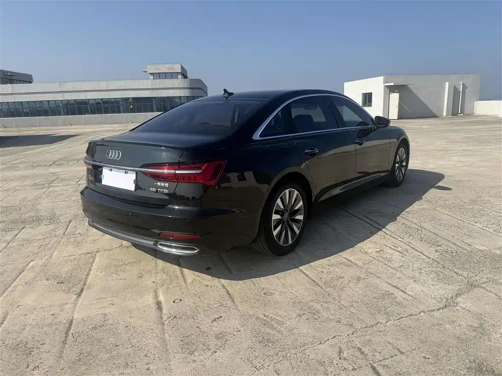 Audi A6L 2020