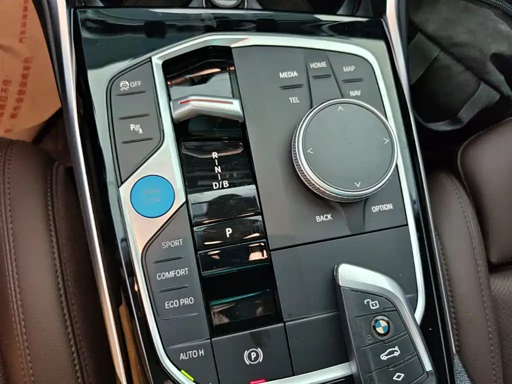 BMW i3 2024 — фото 14