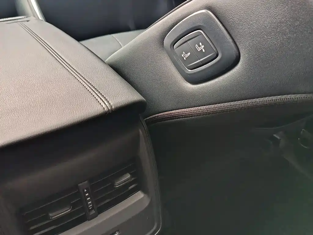 Toyota Avalon 2023 — фото 14
