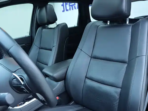 Jeep Grand Cherokee 2020