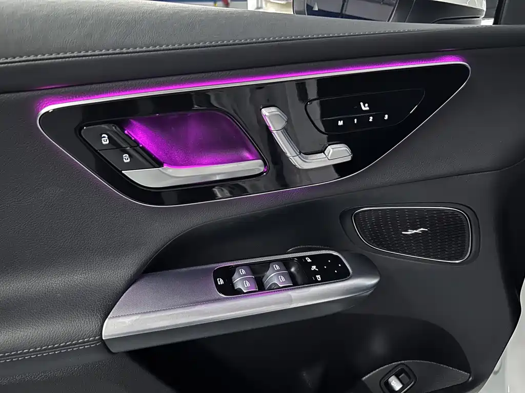 Mercedes-Benz GLC 2023 — фото 13