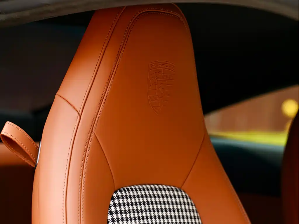 Porsche 911 2022 — фото 8