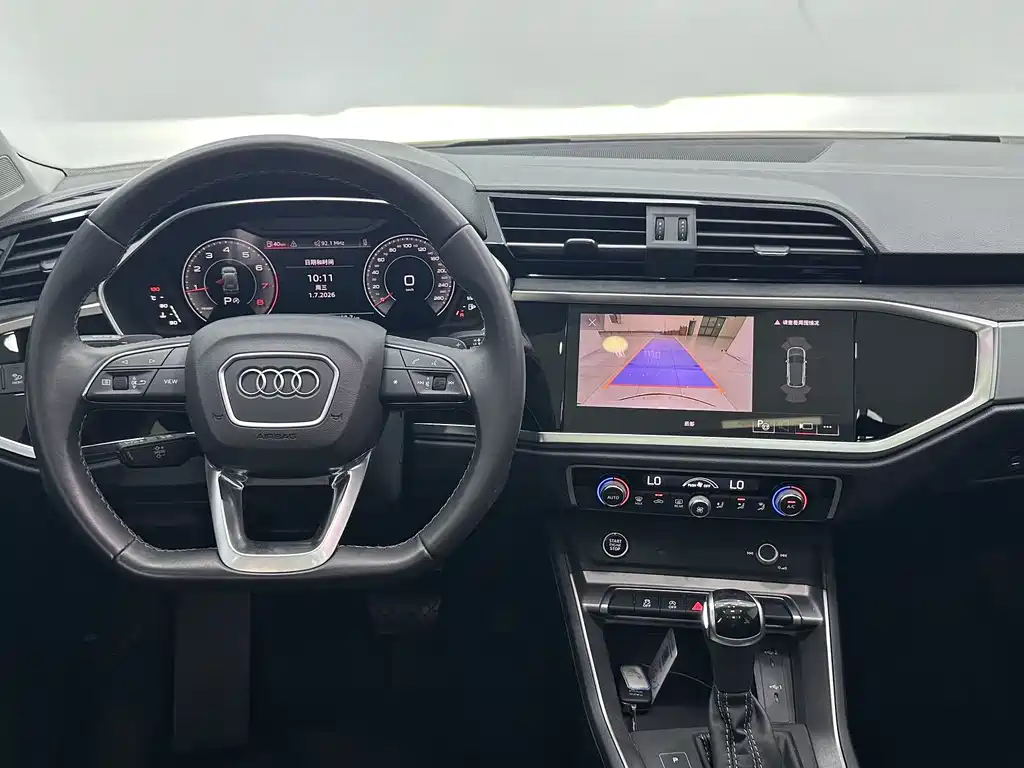 Audi Q3 2023 — фото 11