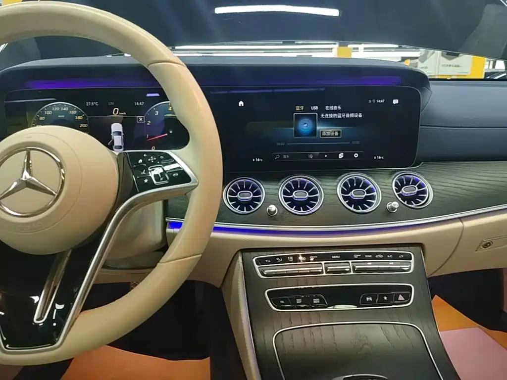 Mercedes-Benz E-Class 2020 — фото 13
