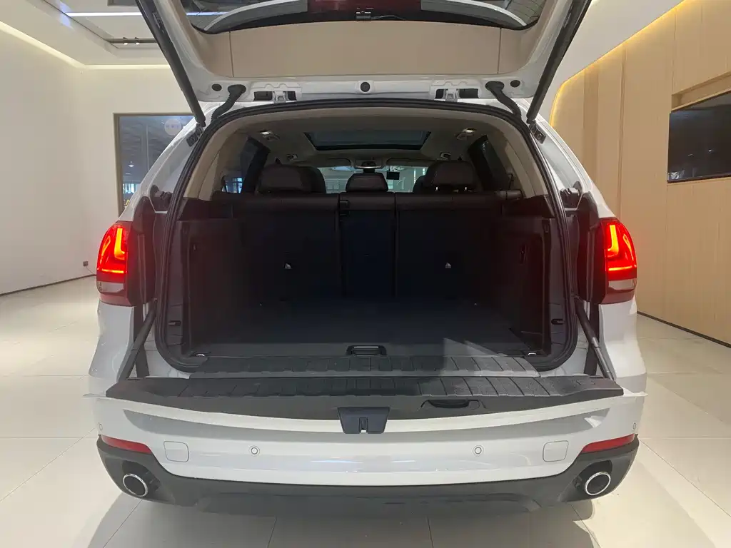 BMW X5 2015 — фото 17
