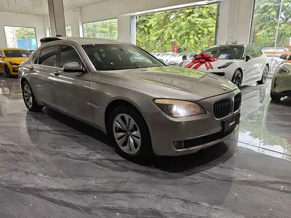 BMW 7 Series 2010
