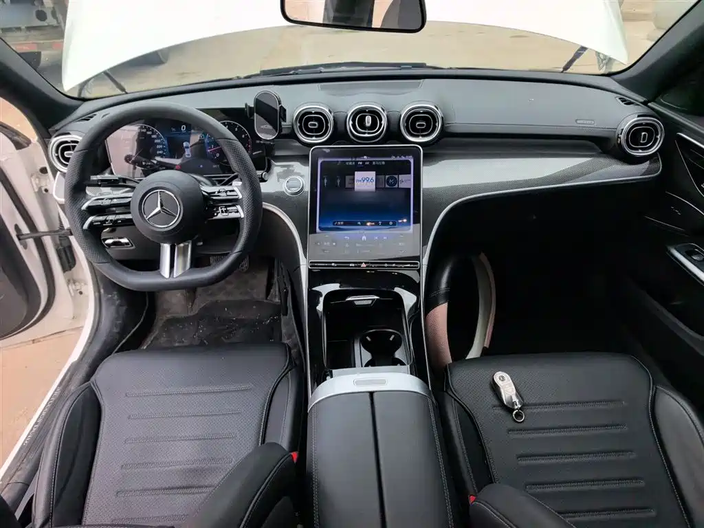Mercedes-Benz C-Class 2022 — фото 10