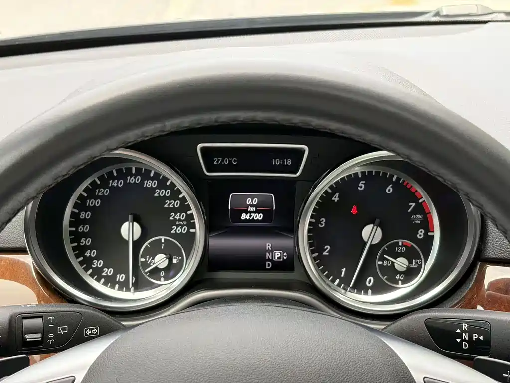 Mercedes-Benz M-Class 2015 — фото 13