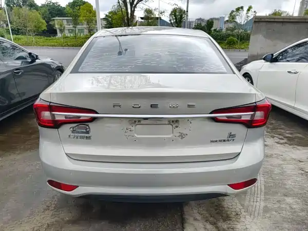Roewe i5 2020