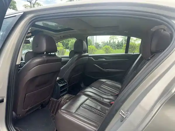 BMW 5 Series 2018