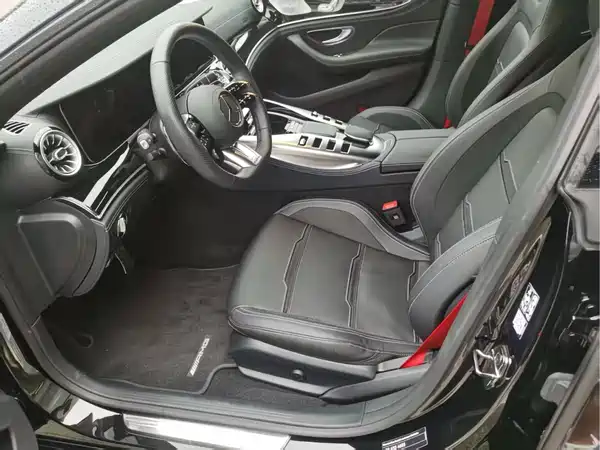 Mercedes-Benz AMG GT 2025