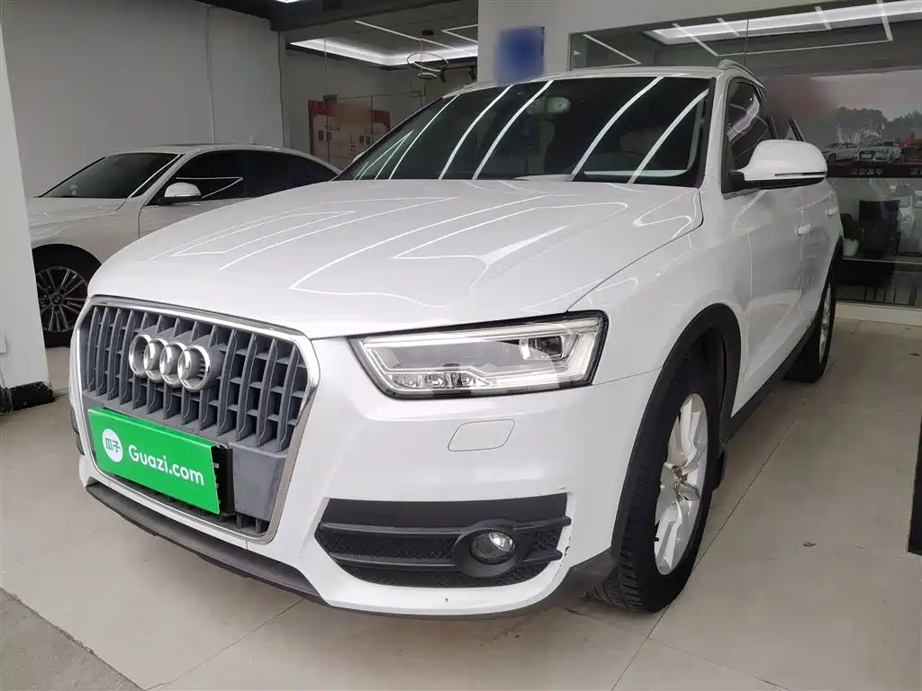 Audi Q3 2015 — фото 1