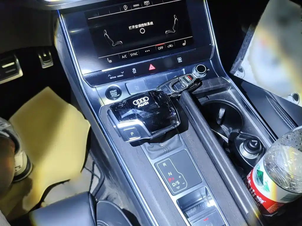 Audi A6L 2025