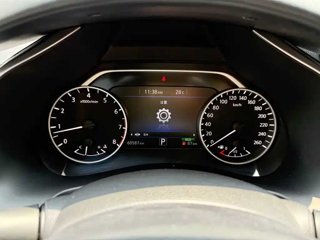 Nissan Murano 2018 — фото 10