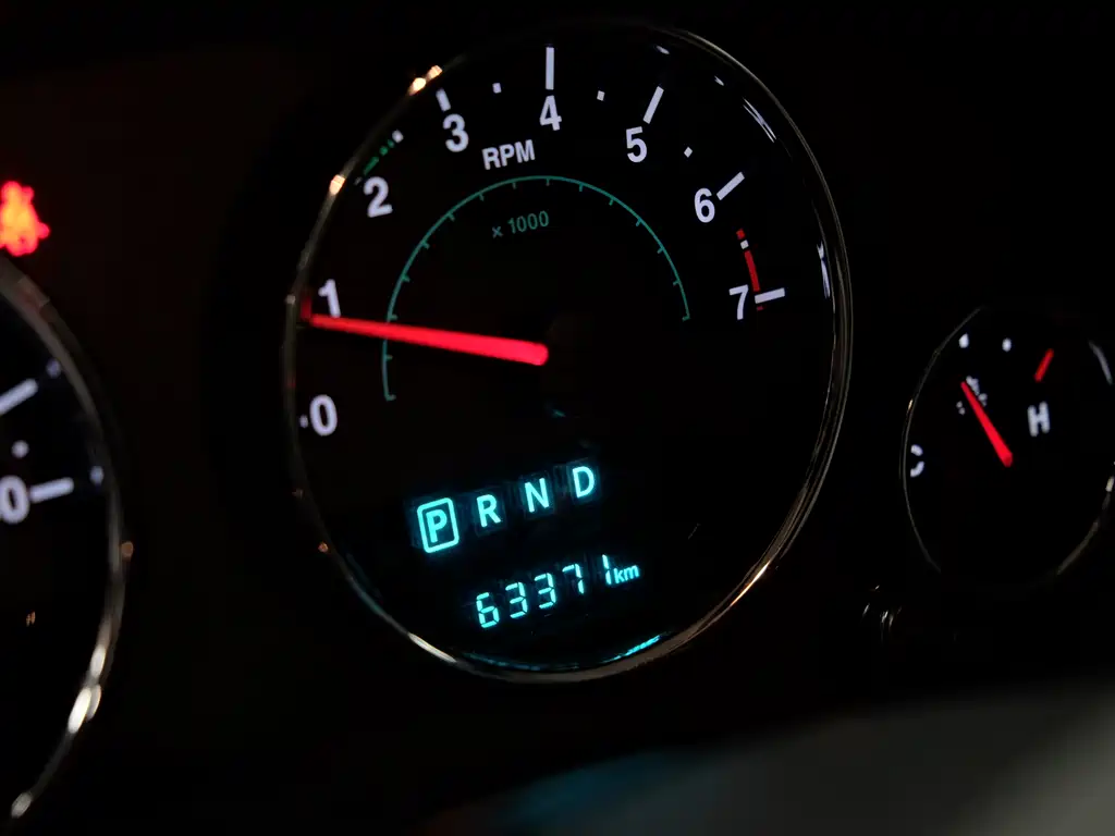 Jeep Wrangler 2018 — фото 11