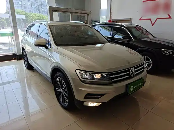 Volkswagen Tiguan L 2020