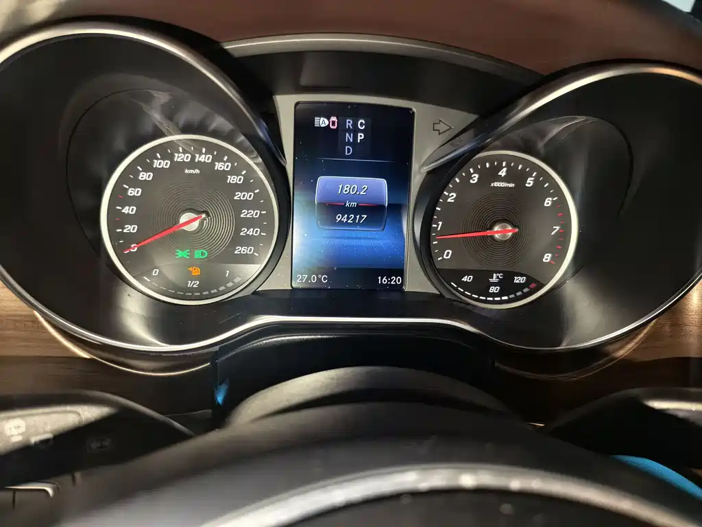 Mercedes-Benz V-Class 2022