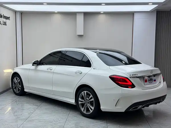 Mercedes-Benz C-Class 2022