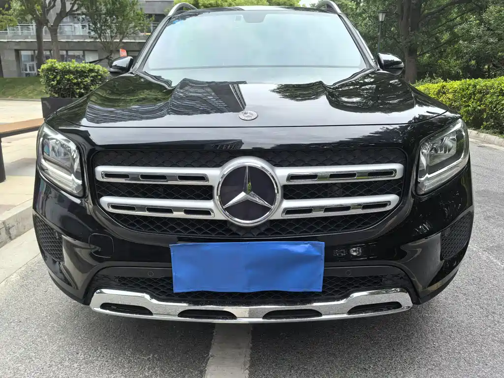 Mercedes-Benz GLB 2021