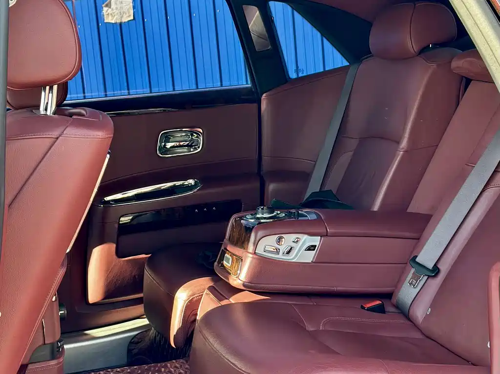 Rolls-Royce Ghost 2013