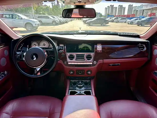 Rolls-Royce Ghost 2013