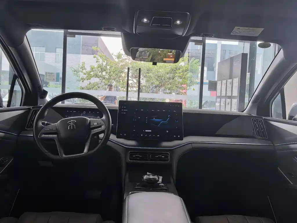 BYD Song L DM-i 2025 — фото 13