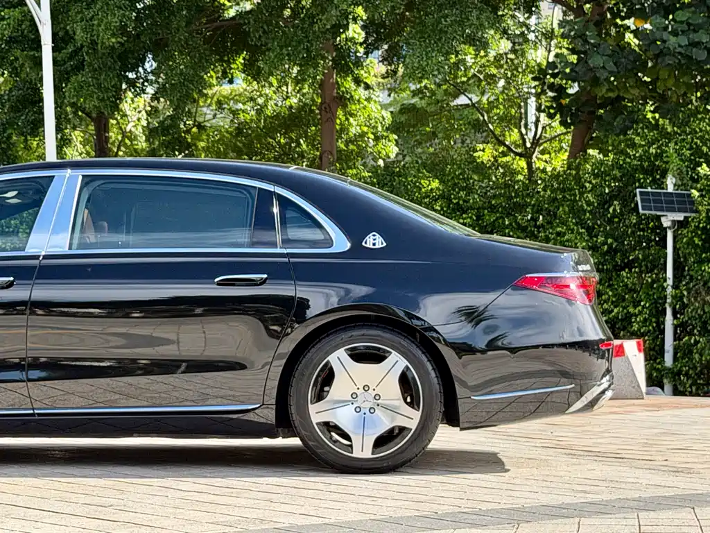 Mercedes-Benz S-Class 2022 — фото 11