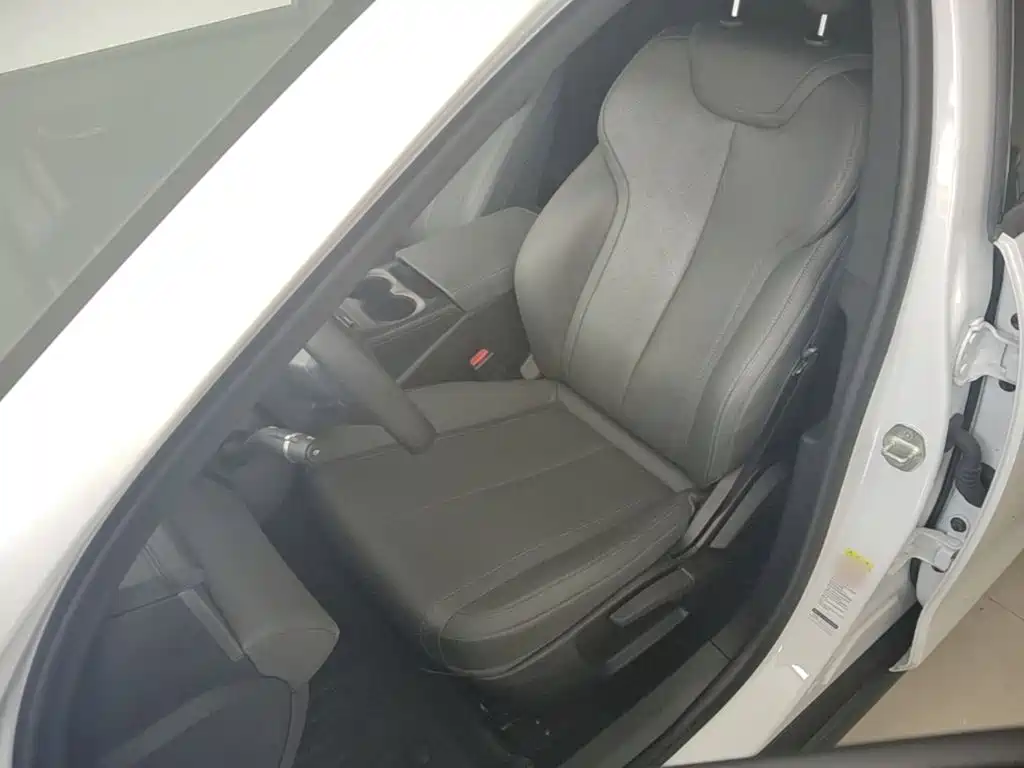 BYD Qin PLUS 2025 — фото 15