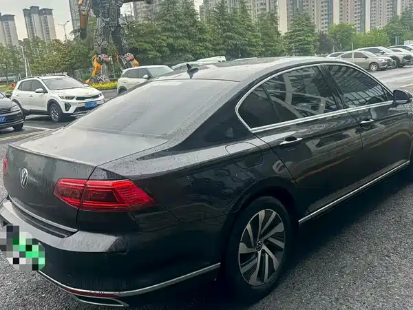 Volkswagen Magotan PHEV 2022