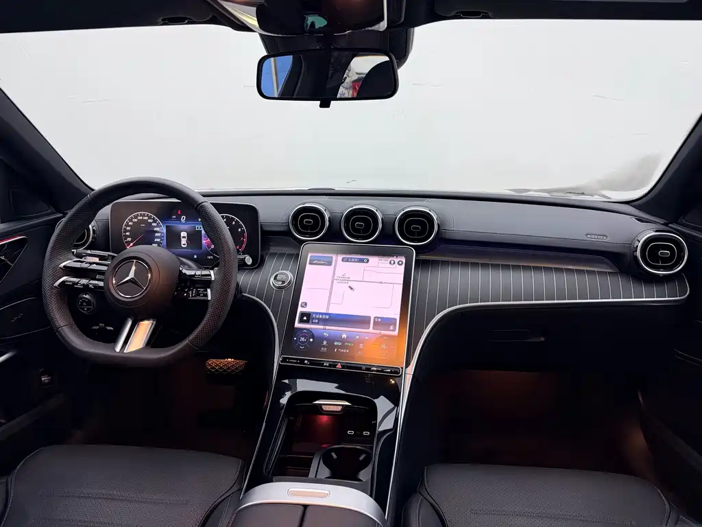 Mercedes-Benz C-Class 2023 — фото 13