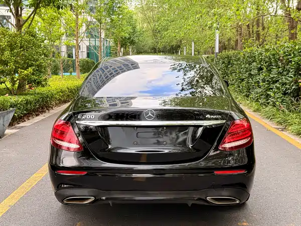 Mercedes-Benz E-Class 2018