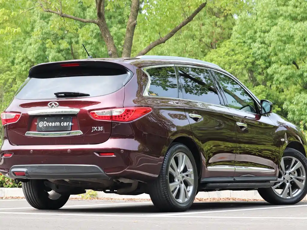 Infiniti JX 2013