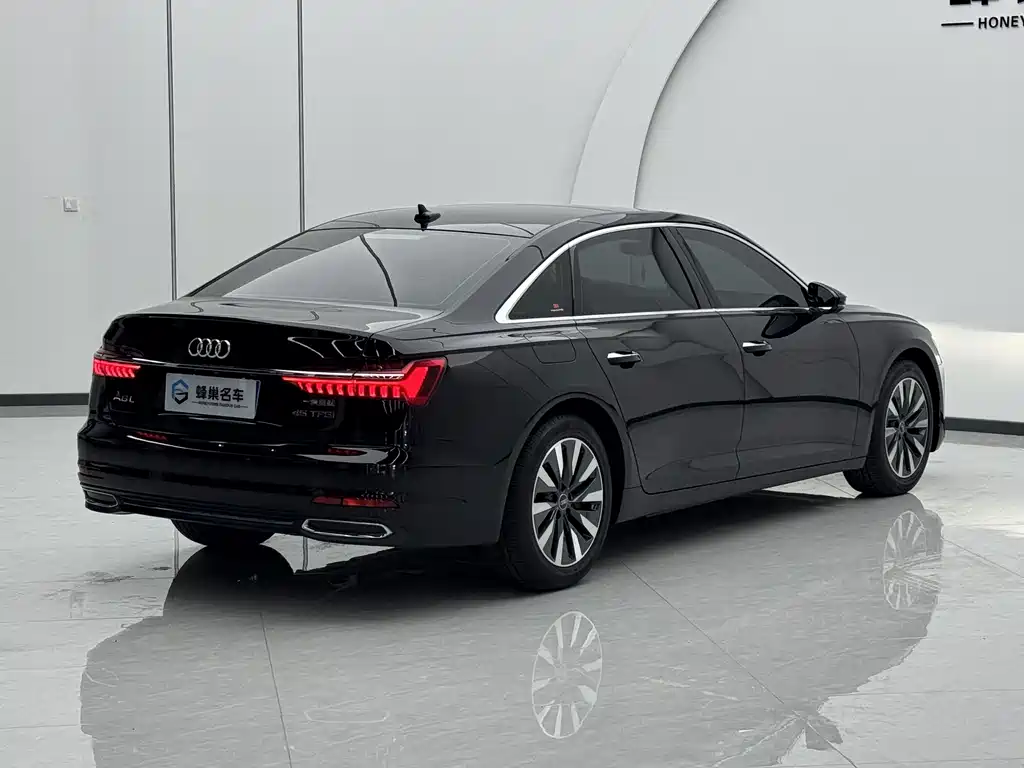 Audi A6L 2022 — фото 15