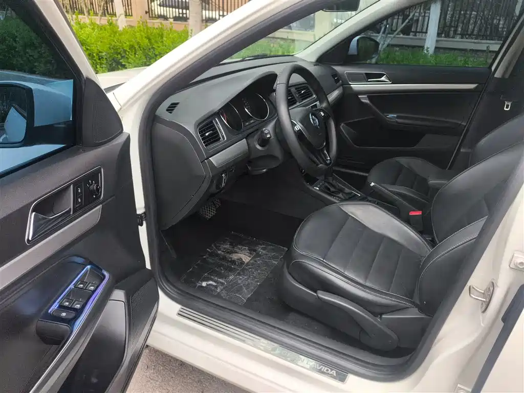 Volkswagen Gran Lavida 2018 — фото 19