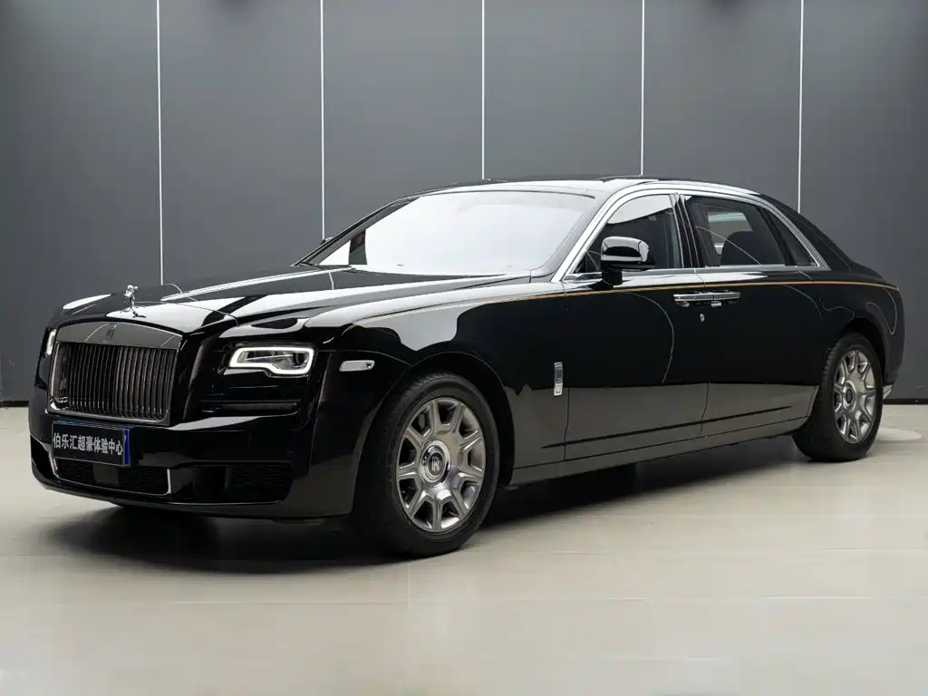 Rolls-Royce Ghost 2018 — фото 2