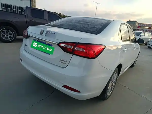 Roewe 360 2018