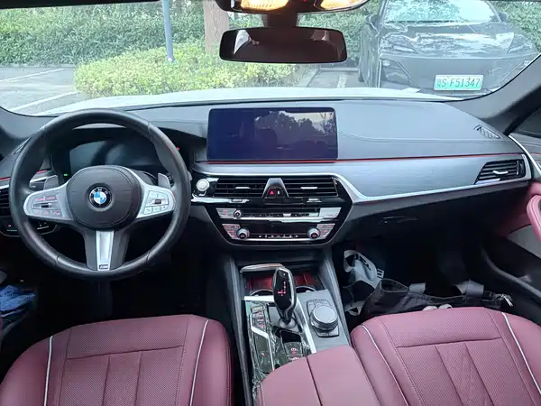 BMW 5 Series 2023