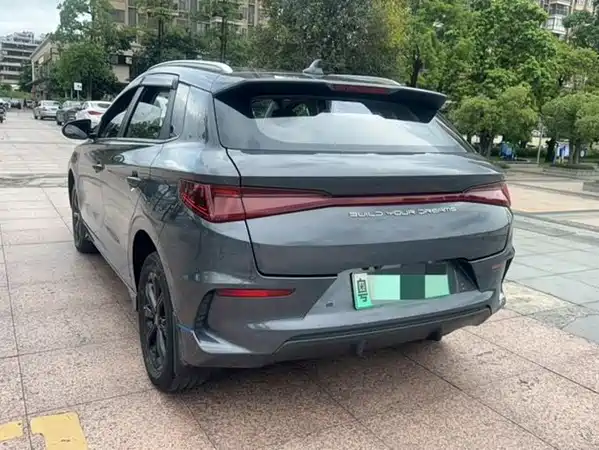 BYD e2 2021