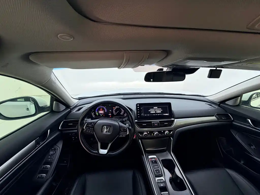 Honda Accord 2023 — фото 13