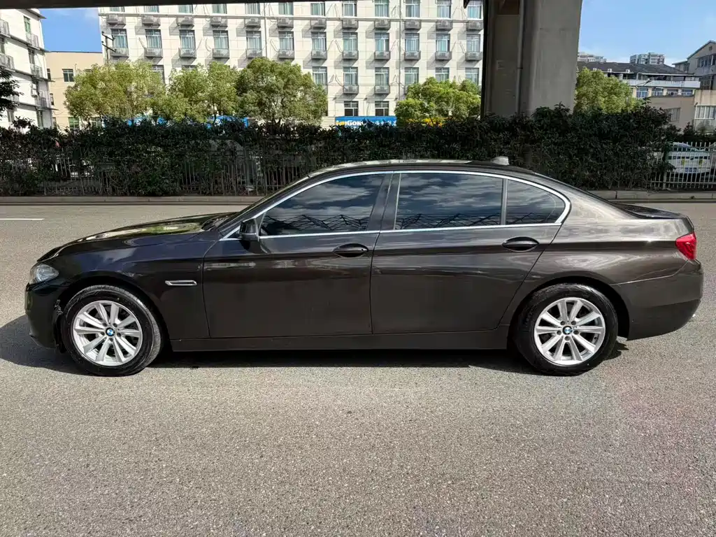 BMW 5 Series 2017