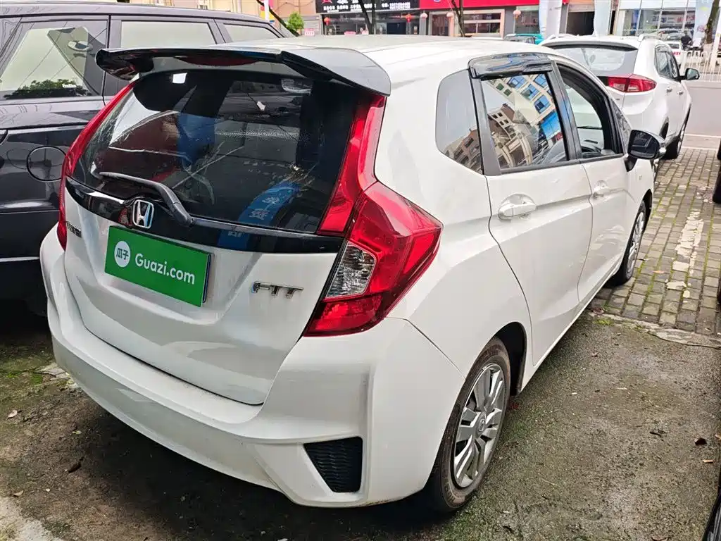 Honda Fit 2016 — фото 7