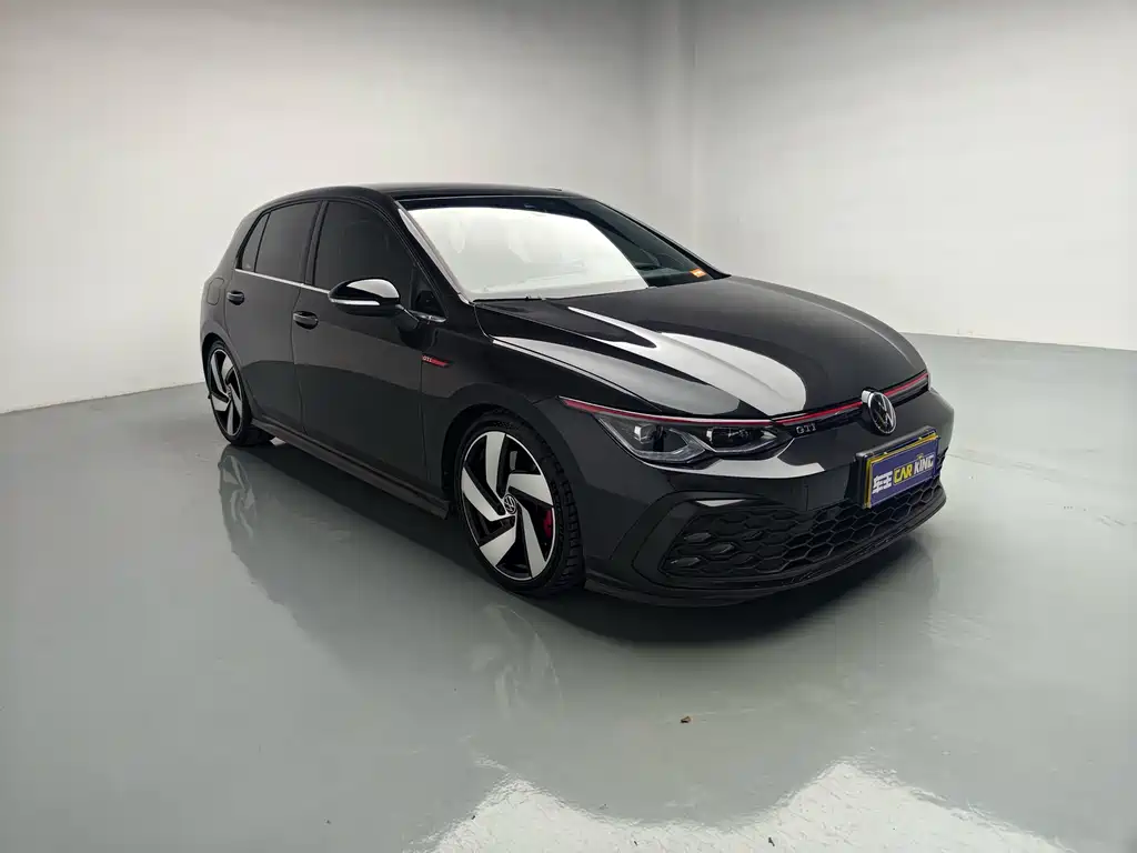 Volkswagen Golf GTI 2022 — фото 3
