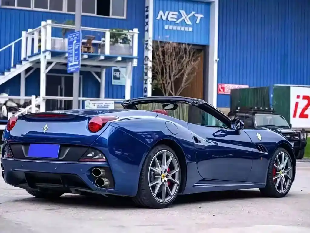 Ferrari California T 2013 — фото 8