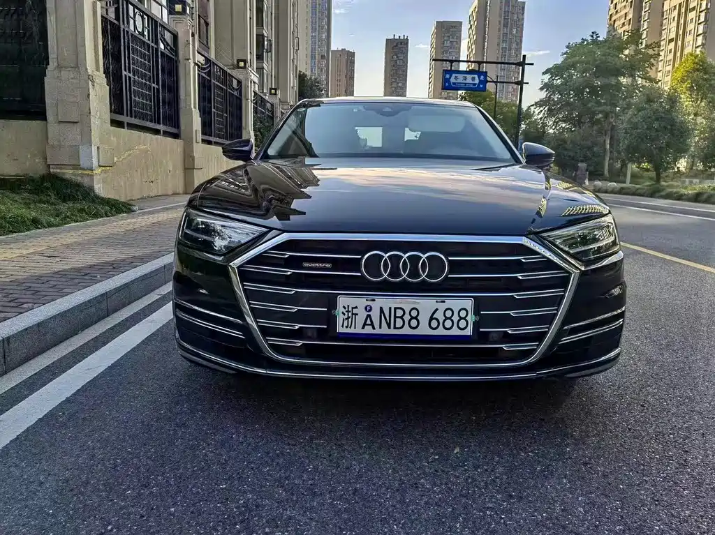 Audi A8 2020 — фото 2