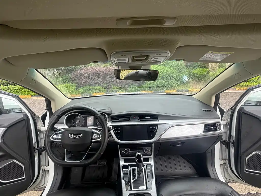 Geely Emgrand GS 2019 — фото 18